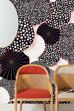 Papier peint artistique parapluie noir blanc rose ambiance unique - Vignette | Mr Papier Peint
