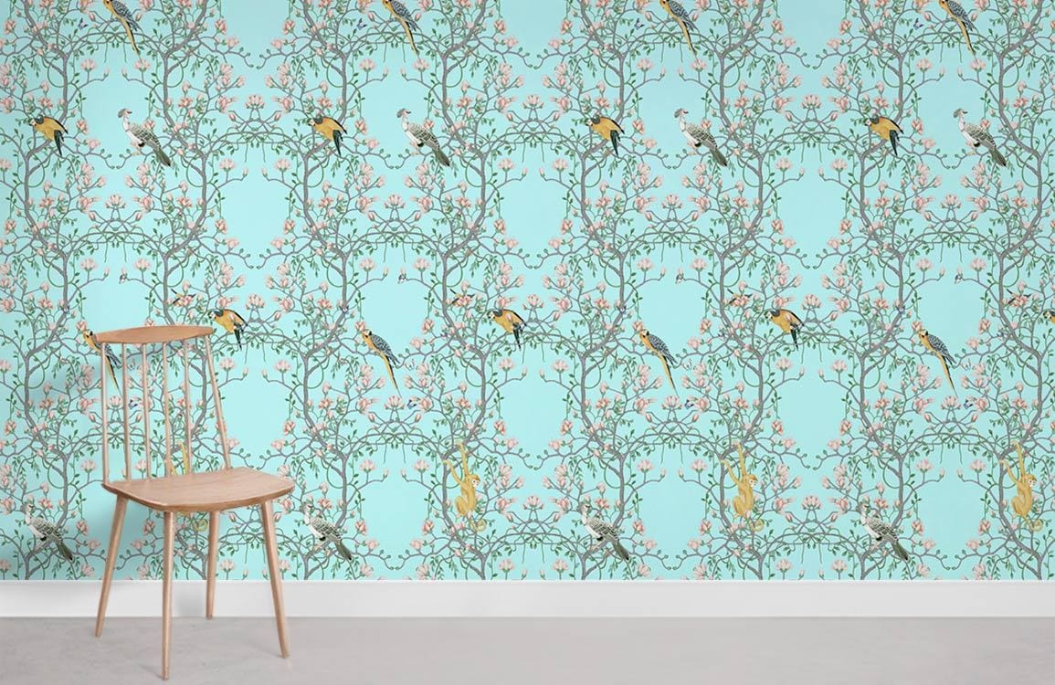 Chaise en bois clair avec dossier à lattes sur papier peint panoramique décoration personnalisée