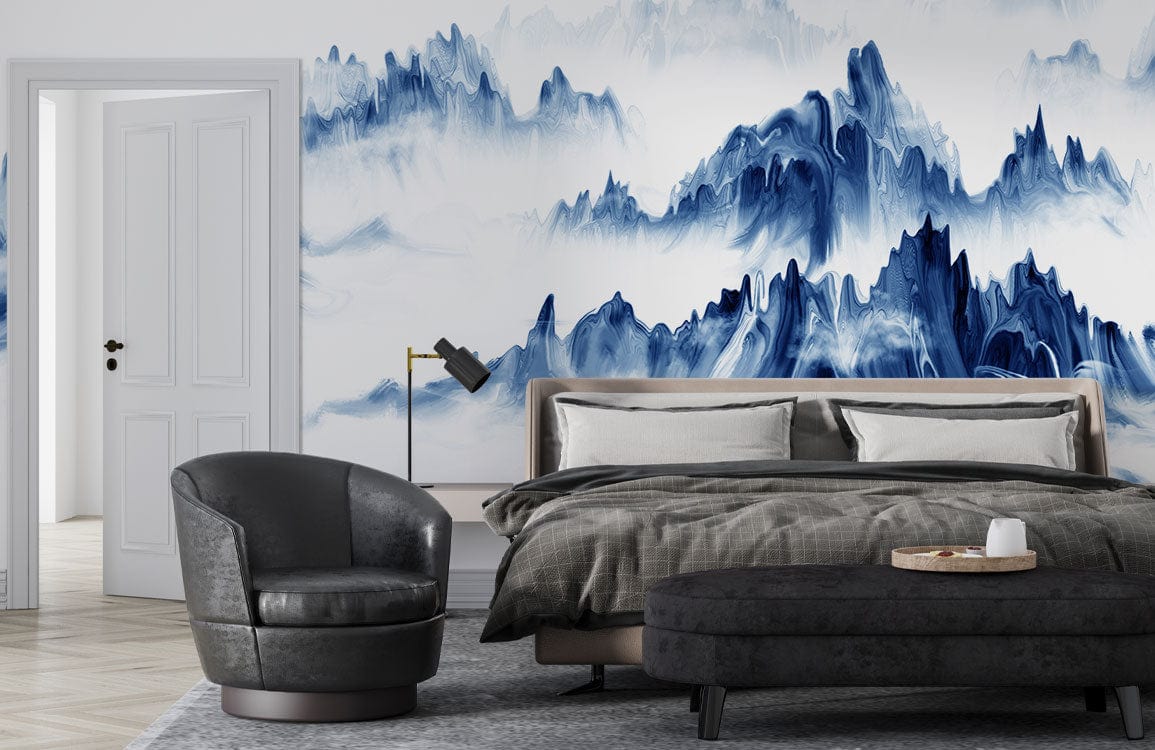 Photo d’une chambre avec un mural abstrait de montagnes bleues et un papier peint mural élégants