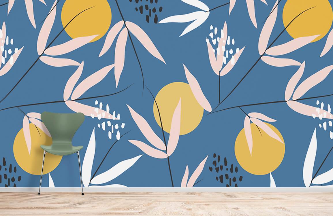 Chaise moderne teal-green avec flared back et chrome legs sur papier peint mural avec balles jaunes éclatantes
