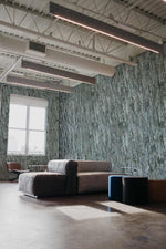 Élégance Moderne avec Papier Peint Mural Cortex et Chaise Minimaliste - Vignette | Mr Papier Peint
