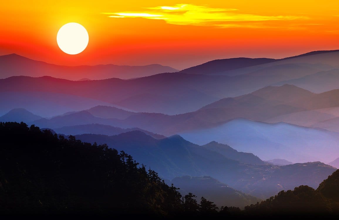 Papier peint mural Coucher de soleil sur les montagnes - Le meilleur Papier peint panoramique Sur mesure