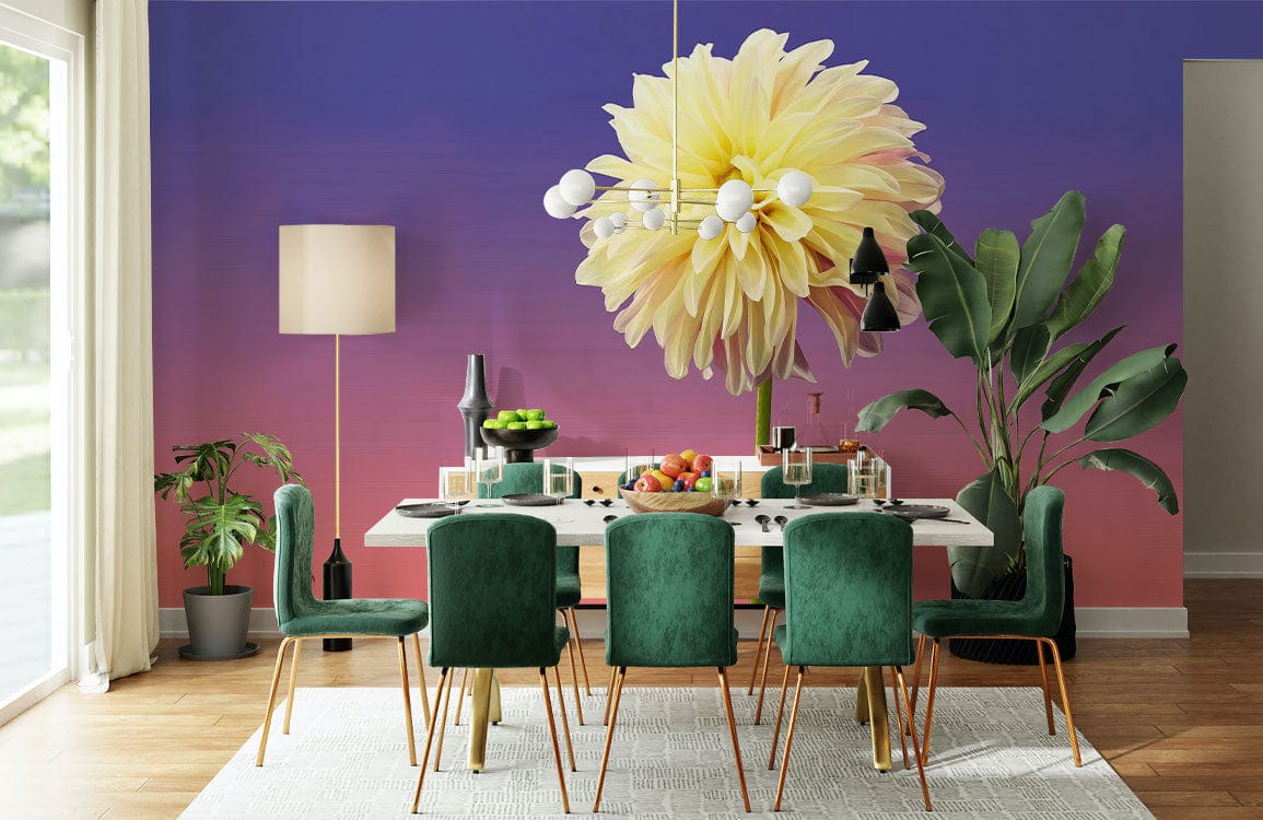 Peint mural Dahlia solitaire avec chaises en velours vert dans une salle à manger élégante