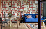 Élégance Moderne avec Papier Peint Mural Dame et Canapé Bleu - Vignette | Mr Papier Peint