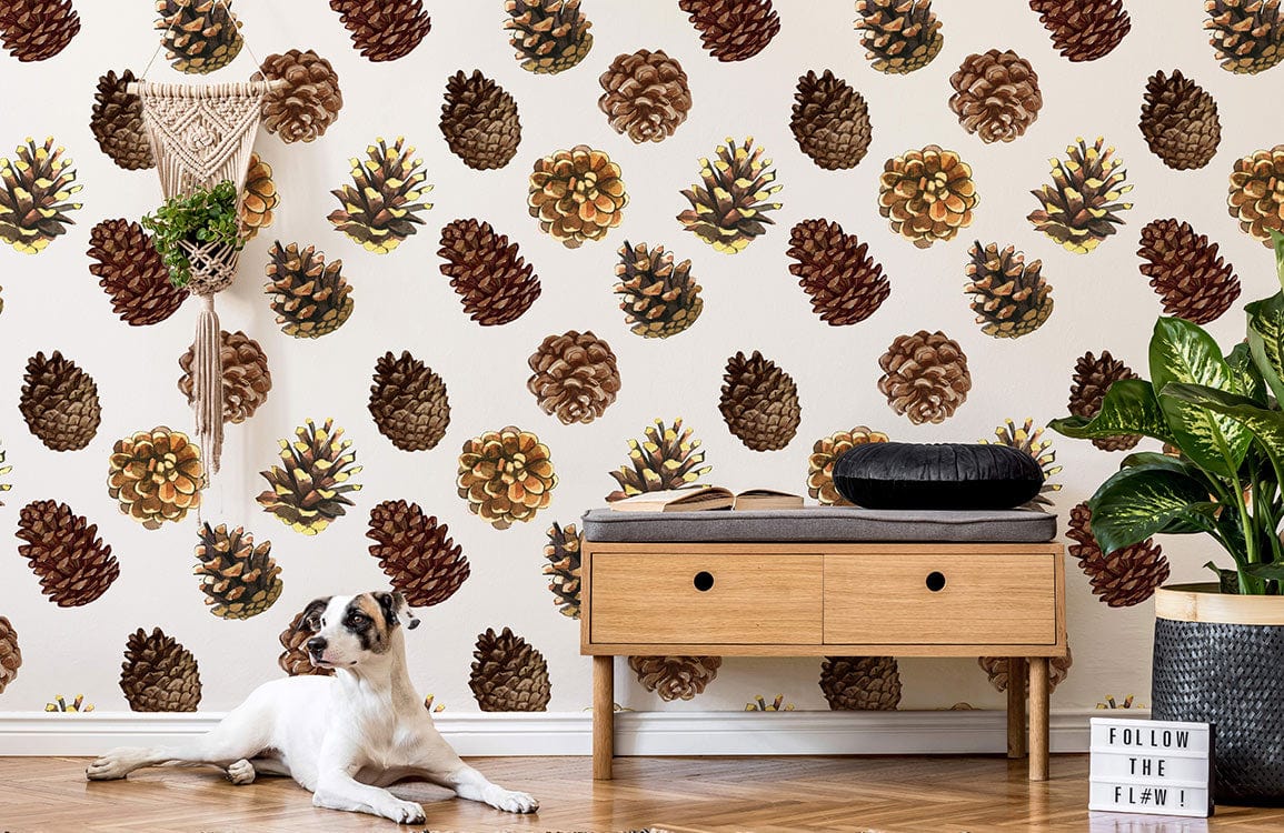 Papier peint mural de pommes de pin avec motif naturel sur mur blanc, décoration intérieure