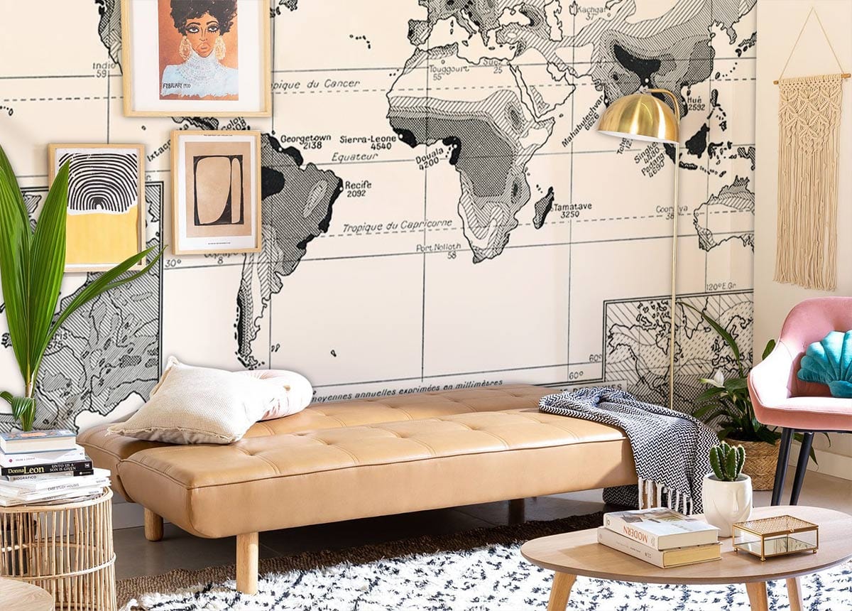 Papier peint mural avec motif de précipitations, vue d’un futon en bois beige clair