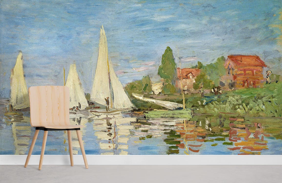 Chaise en bois clair avec siège noir sur papier peint mural des Régates à Argenteuil