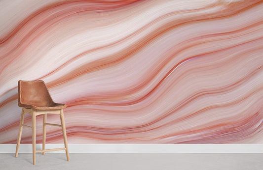 Bar stool en cuir marron clair avec cadre en bois, idéal pour papier peint mural marbre rose flottant