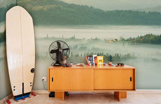 Surfboard clair avec ailerons sombres, idéal pour le papier peint mural merveille