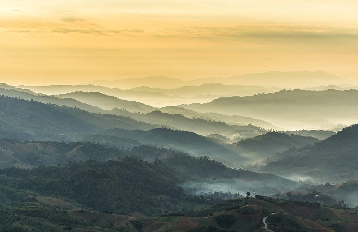 Papier peint mural Montagne & Ciel Jaune - Le meilleur Papier peint panoramique Sur mesure
