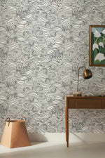Élégance bohème avec chaise en rotin et papier peint mural nuageux - Vignette | Mr Papier Peint
