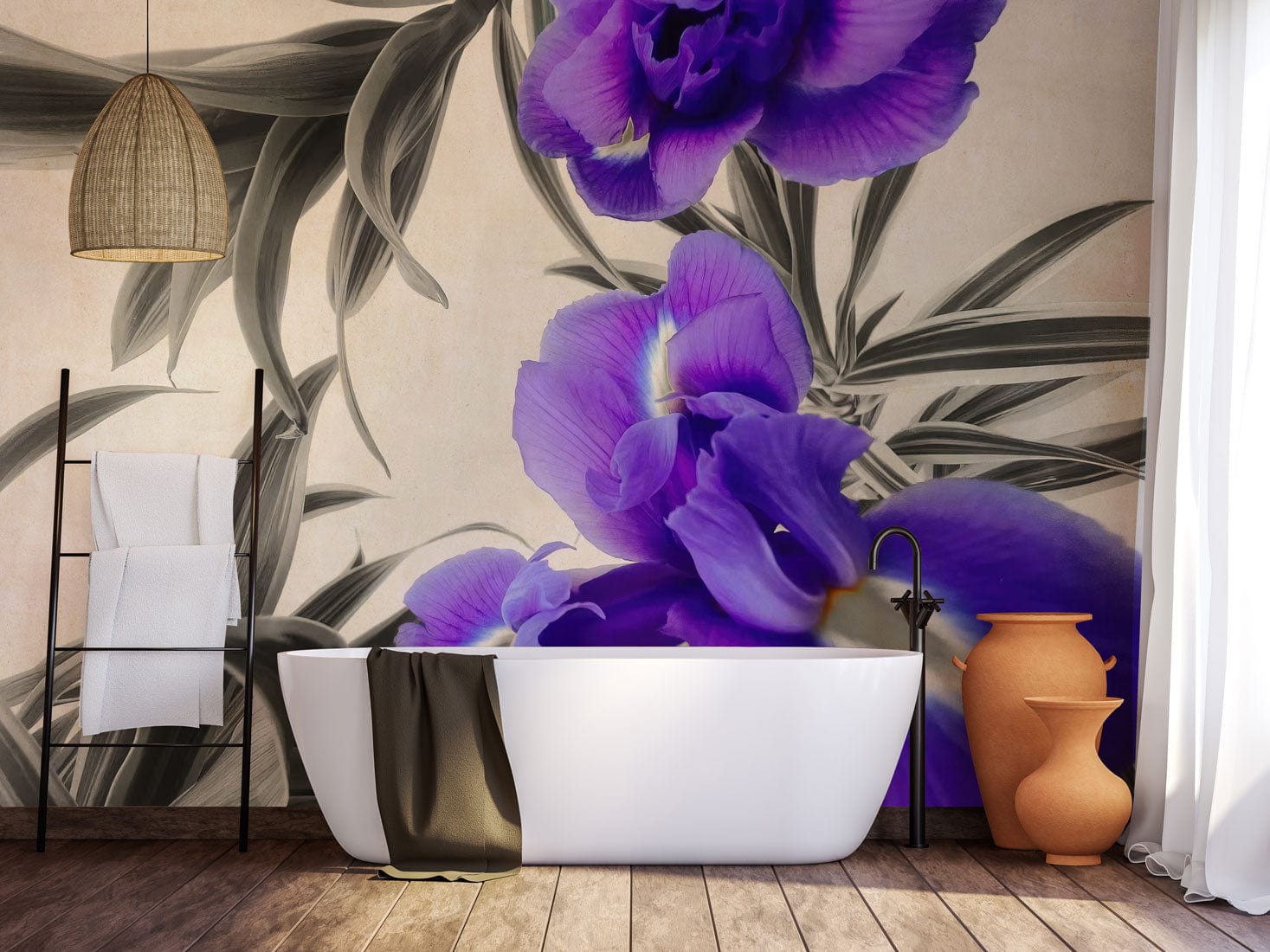 Baignoire blanche avec serviette sombre, mural pétales pourpres, Papier peint mural Pétales Pourpres Fantaisie