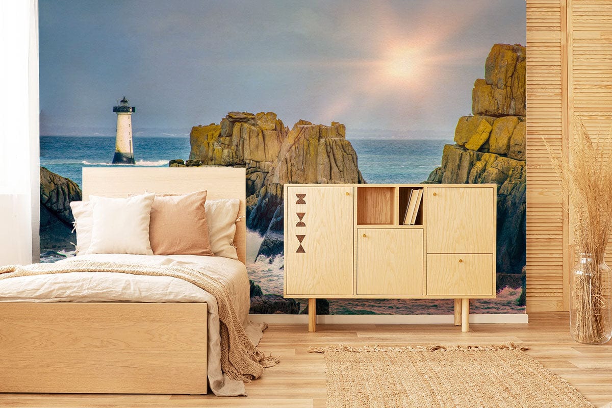 Desserte en bois clair avec compartiments et découpes décoratives, mural phare