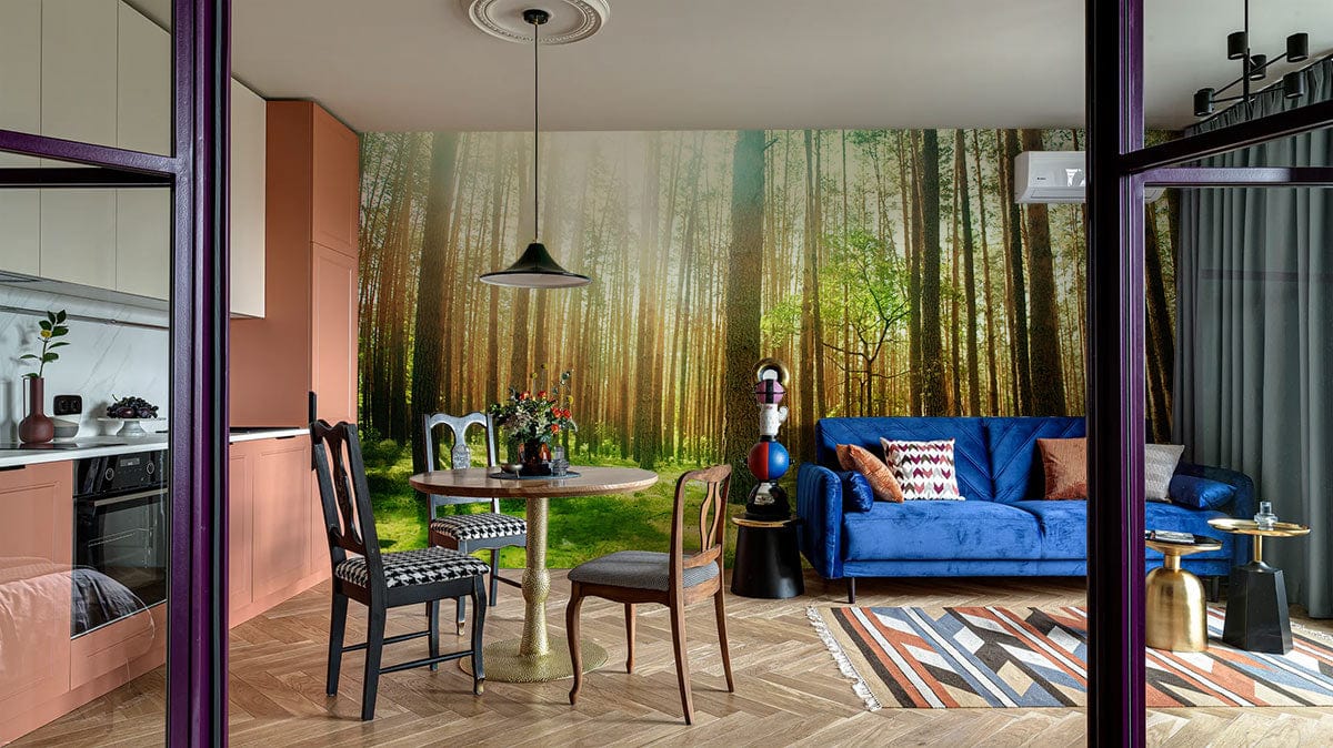 Décor intérieur avec peinture murale réflexion, papier peint mural réflexion et salon vibrant
