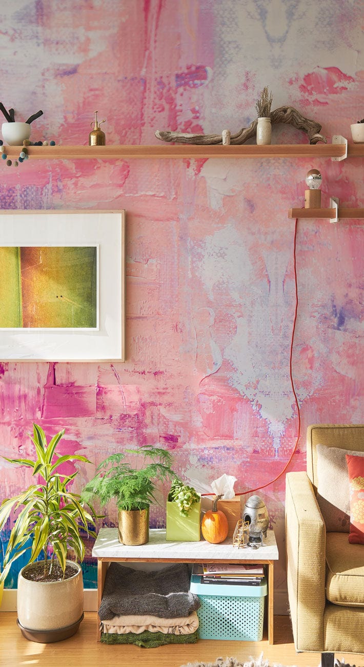 Papier peint mural rose rêveur avec murale rose peint mural abstrait et étagères vibrantes