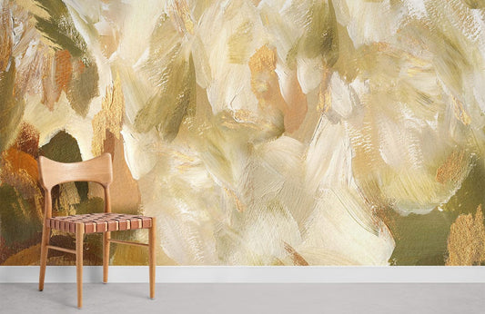 Chaise en bois clair avec siège en cuir tressé, idéale pour déco personnalisée papier peint mural