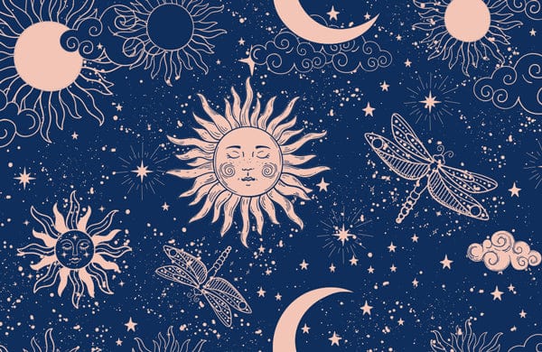 Peint mural solaire avec motif céleste de soleils, lunes, étoiles et libellules