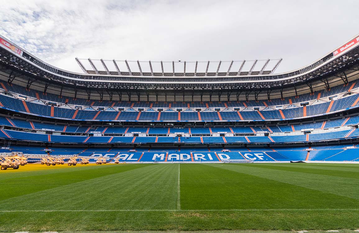 Papier peint mural Stade Bernabeu - Le meilleur Papier peint panoramique Sur mesure