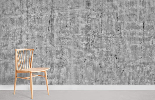 Chaise de salle à manger en bois clair avec dossier à spindles, mural trace grise
