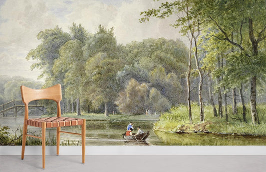Chaise en bois avec siège en cuir tressé sur papier peint paysage fluvial