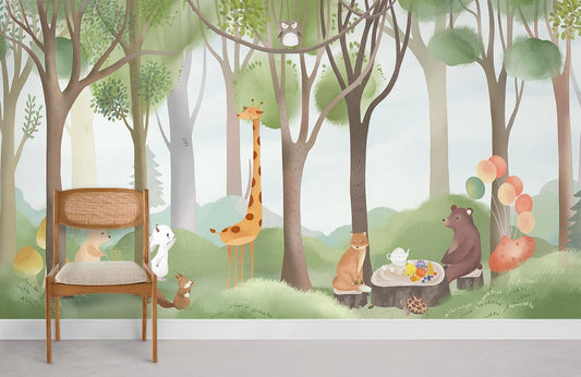Papier peint panoramique forêt lors d’un pique-nique avec mural animalier fantaisiste